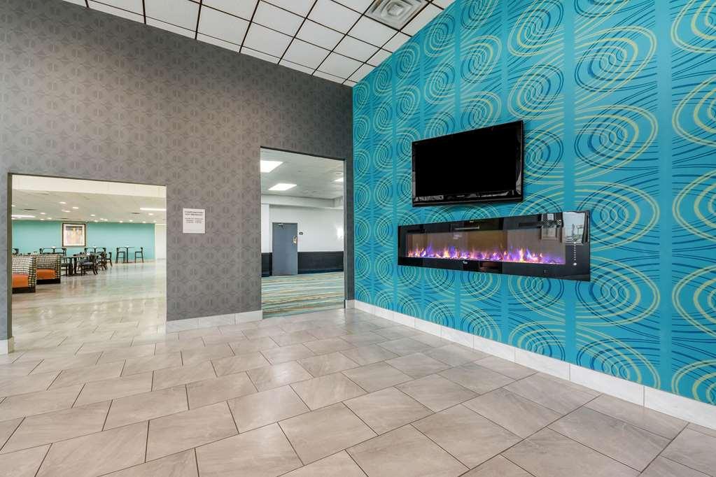 Baymont By Wyndham Oklahoma City Bricktown Interior photo