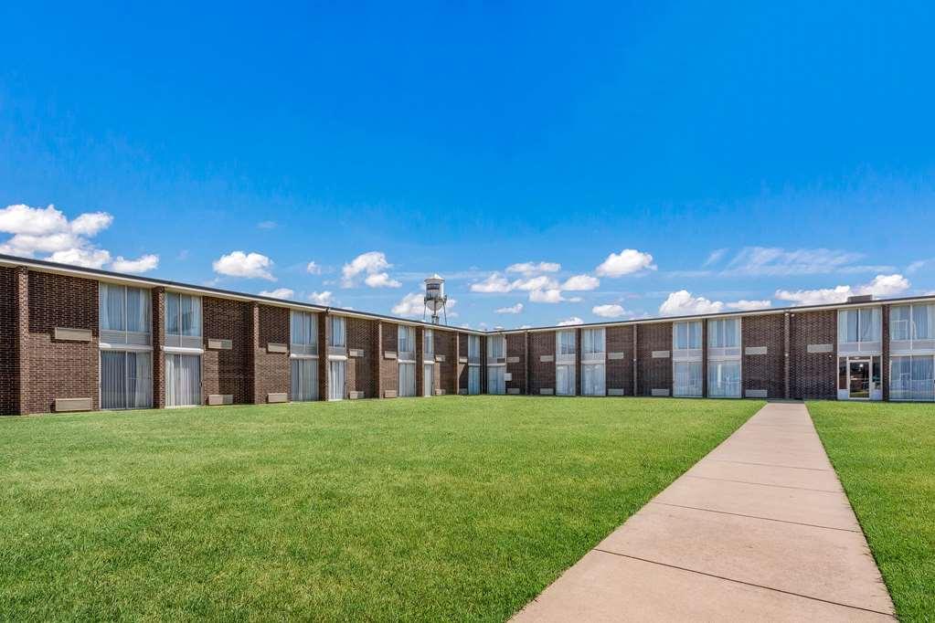 Baymont By Wyndham Oklahoma City Bricktown Exterior photo